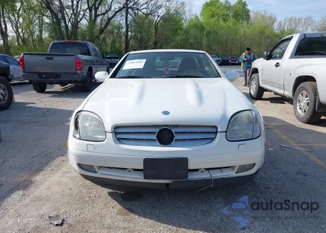 2000 Mercedes-Benz Slk 230 Kompressor из США, поврежденный, VIN WDBKK47FXYF145123